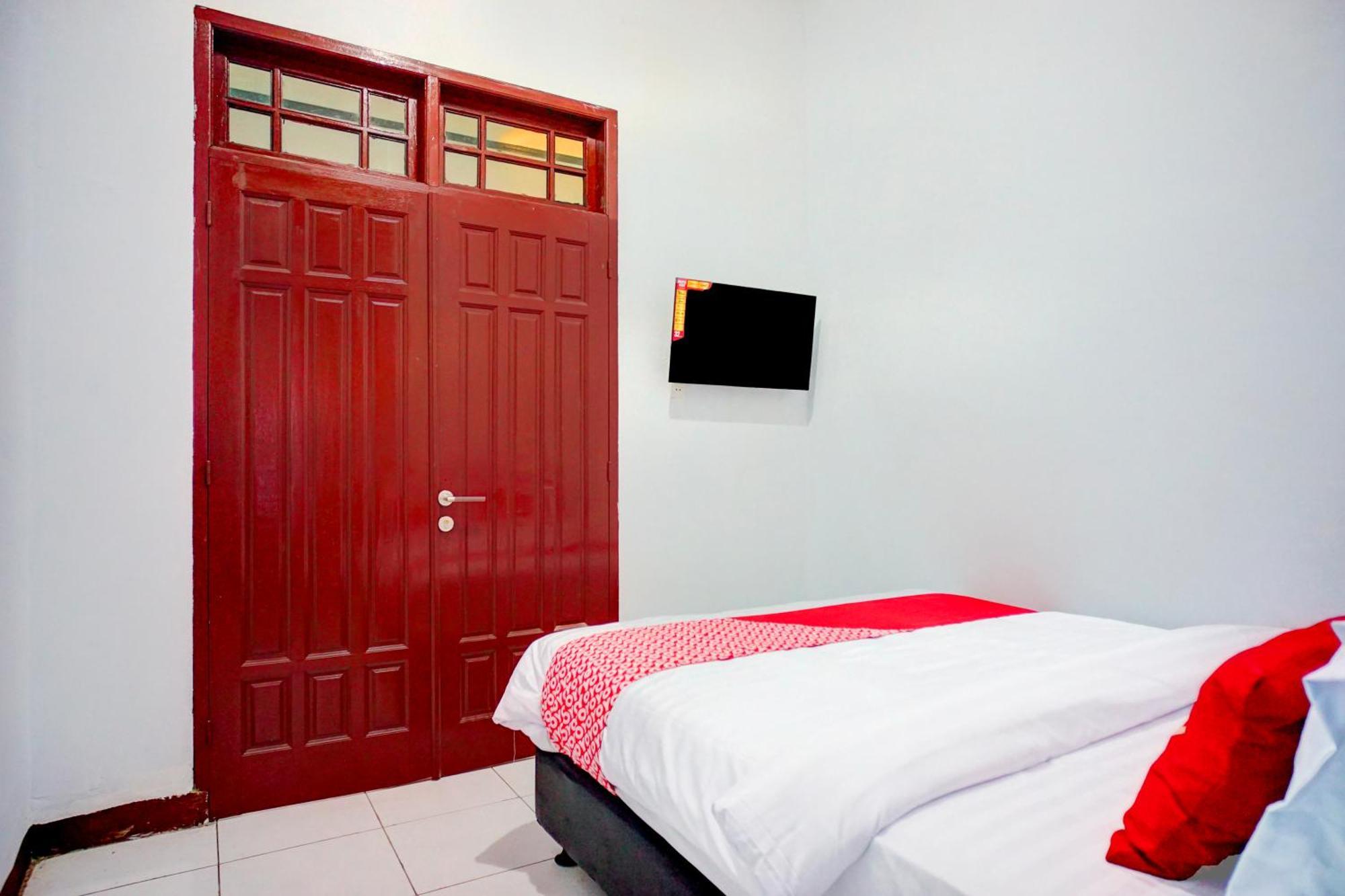 Hotel O Krakatau Near Universitas Muhammadiya Sumatra Utara Umsu Medan Exterior photo