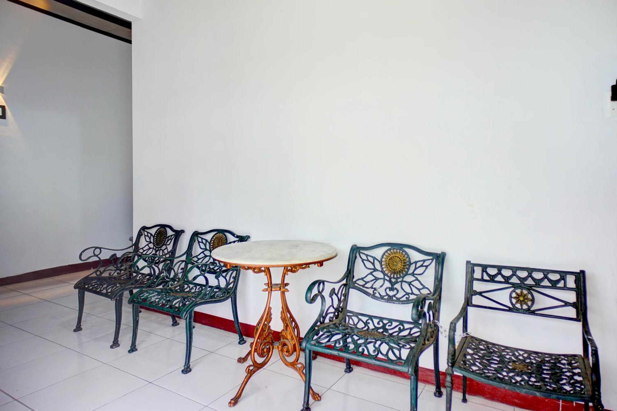 Hotel O Krakatau Near Universitas Muhammadiya Sumatra Utara Umsu Medan Exterior photo