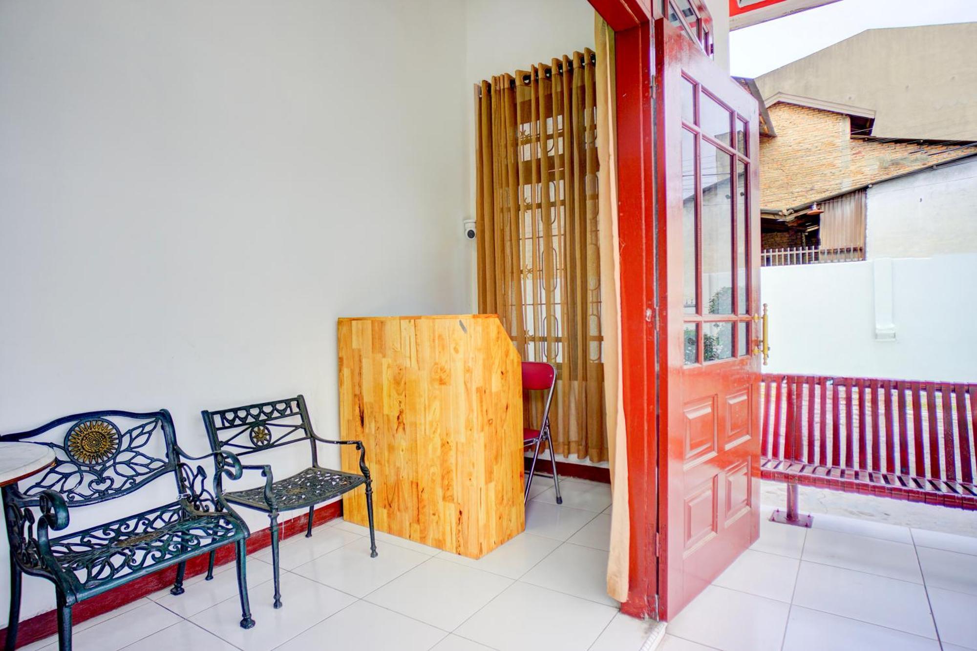 Hotel O Krakatau Near Universitas Muhammadiya Sumatra Utara Umsu Medan Exterior photo